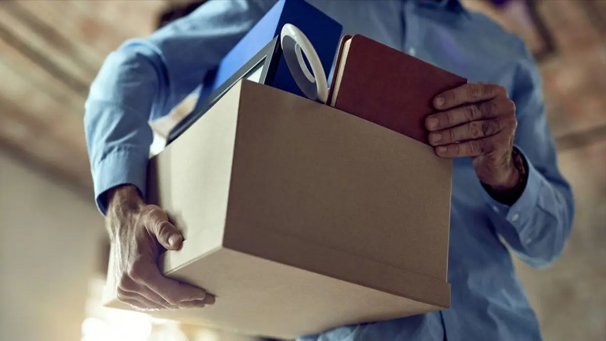 Sa thải lao động | Sống và làm việc theo pháp luật | 27/10/2025